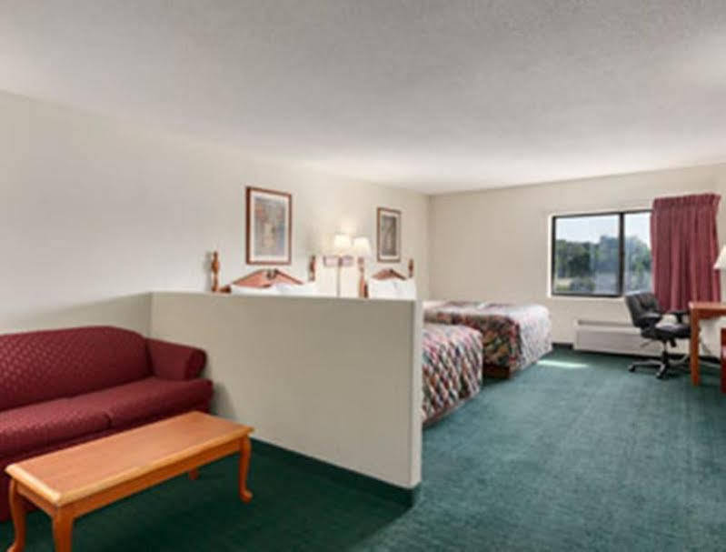 Super 8 By Wyndham Chicago/Rosemont/O'Hare/Se Ξενοδοχείο River Grove Εξωτερικό φωτογραφία